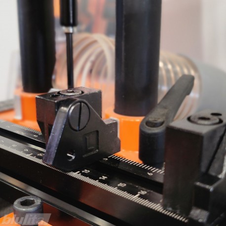 Prisukama atrama naudojama MINIPRESS&nbsp;/ P&nbsp;/ M staklių liniuotėms, kairė