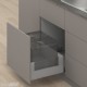 MERIVOBOX E padidinto ištraukimo stalčius su BOXCOVER ir stiklu, NL&nbsp;550&nbsp;mm, 70&nbsp;kg, TIP-ON BLUMOTION, pilkas „Indium“